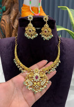 Load image into Gallery viewer, Beautiful kanti necklace with pink stone