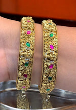 Load image into Gallery viewer, Nakshi polish bangles with God laxmi motive and green,ruby colour stones
