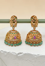 Load image into Gallery viewer, Traditional jumkhas with green beads