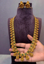 Load image into Gallery viewer, Beautiful traditional kasula haram with green stone