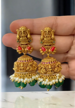 Load image into Gallery viewer, Traditional jumkhas with laxmi motive and pagadam stone - green and guttapusalu hangings

