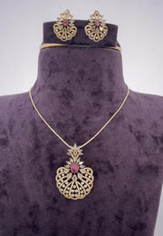 Beautiful invisible Chain necklace with light pink stone