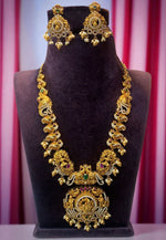 Load image into Gallery viewer, Beautiful short haram with nakshi finishing and without god Motive
