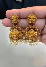 Load image into Gallery viewer, Beautiful jumkhas with nakshi polish

