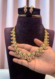 Beautiful short kundan stone necklace with pink stone