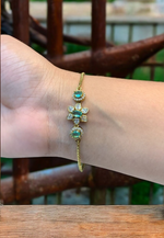 Load image into Gallery viewer, Simple bracelet with green stones -perfect for any occasion
