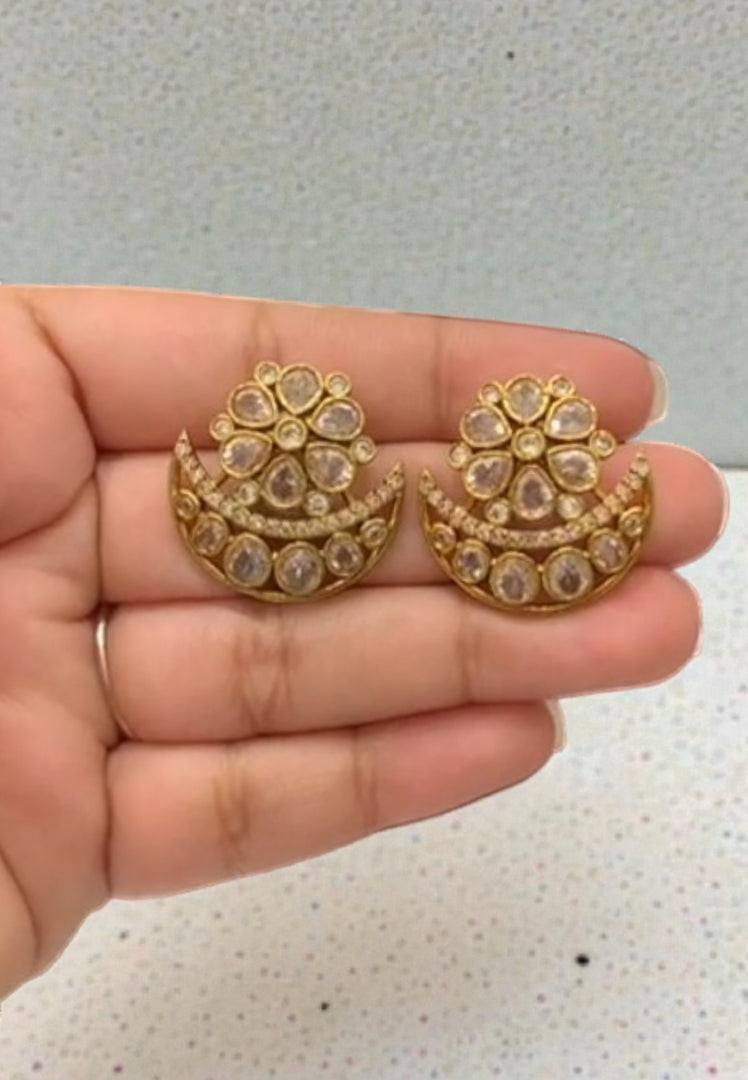 Beautiful ear studs with diamond replica