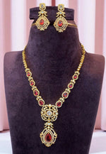 Load image into Gallery viewer, Beautiful victorian polish short necklace with red stone
