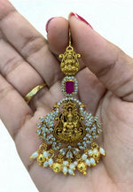 Load image into Gallery viewer, Beautiful tikka with pink stone and guttapusalu hangings