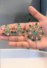 Load image into Gallery viewer, Stunning pendant set with Victorian polish -perfect for any chain
