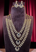 Load image into Gallery viewer, Beautiful three layer gj polish long haram with green stone
