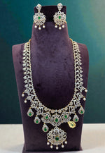 Load image into Gallery viewer, Beautiful gj polish long haram with green stone