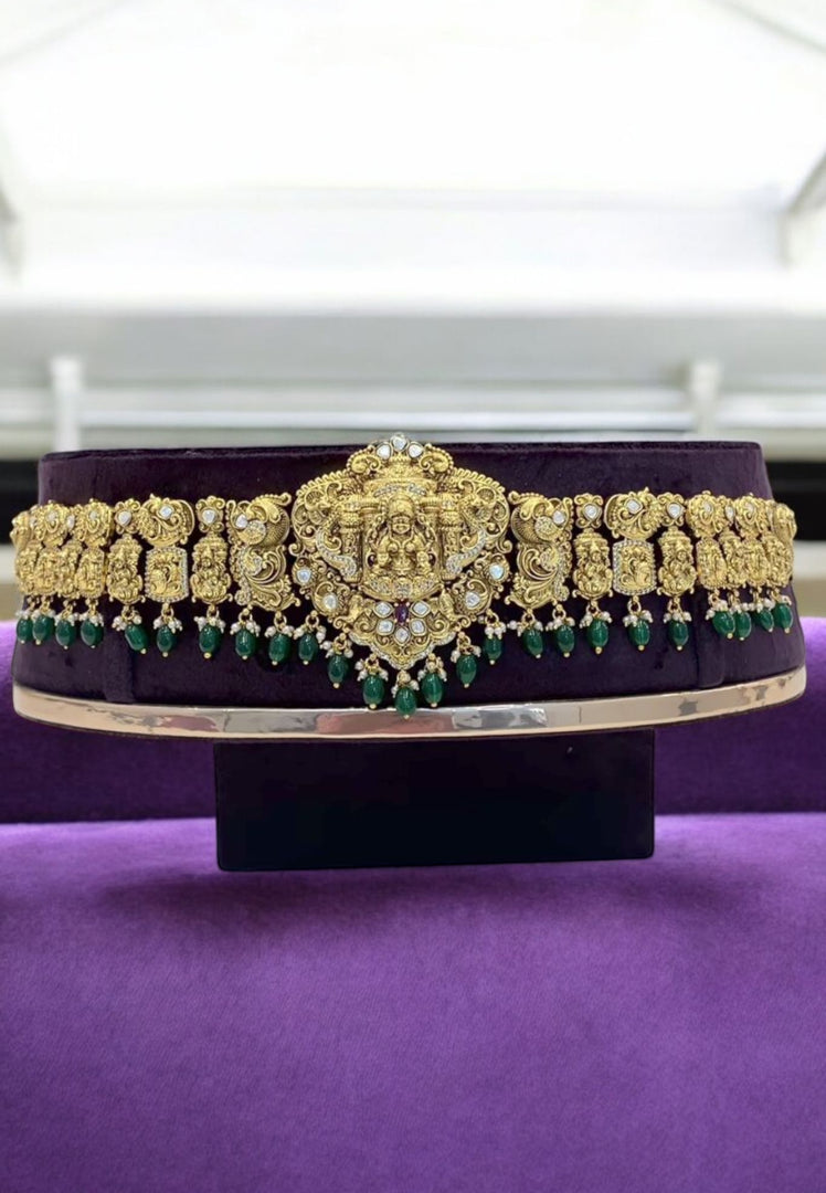 Beautiful 3d vaddanam adult size with green stone