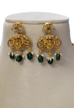 Load image into Gallery viewer, Beautiful long haram with green and Ruby stones
