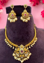 Load image into Gallery viewer, Beautiful kanti with ruby stone and guttapusalu hangings
