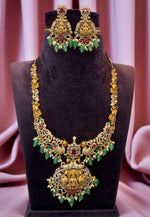 Load image into Gallery viewer, Beautiful long haram with green stone and guttapusalu hangings
