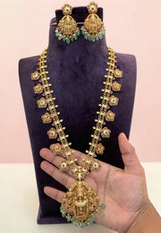 Traditional long haram with green beads and nakshi polish
