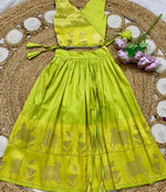 Load image into Gallery viewer, Lehenga*: Soft silk Fully stitched Banarasi design zari weaving work with full Inner 👚Blouse Fully stitched with zari weaving work