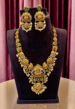 Load image into Gallery viewer, Traditional 3d short necklace with guttapusalu hangings
