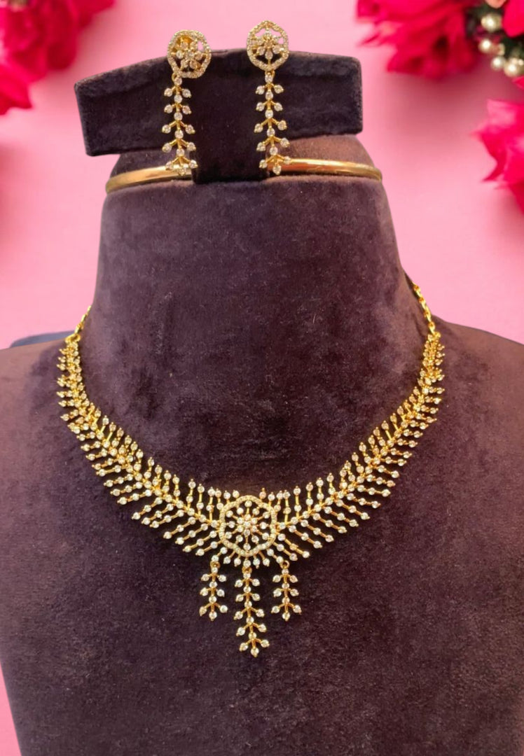 Beautiful party wear necklace with uncut stone