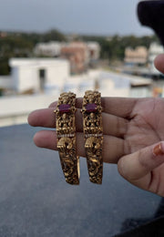 Beautiful openable kada bangle with green stone