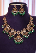 Load image into Gallery viewer, Beautiful short necklace with green beads and guttapusalu hangings
