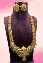 Load image into Gallery viewer, Traditional 3d long haram with Gold finishing and guttapusalu hangings
