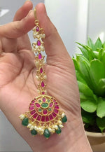 Load image into Gallery viewer, Stunning kundan tikka with ruby colour stone and green guttapusalu hangings
