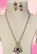 Load image into Gallery viewer, Beautiful black beads chain with navy blue stone
