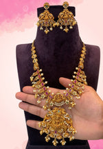 Load image into Gallery viewer, Traditional nakshi short haram with green and pink stone
