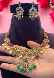 Beautiful short necklace with green and pink stone Victorian polish