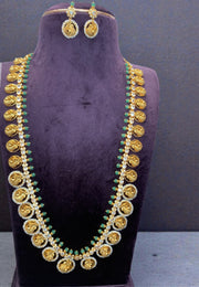 Beautiful long haram with bottumala design and green stone