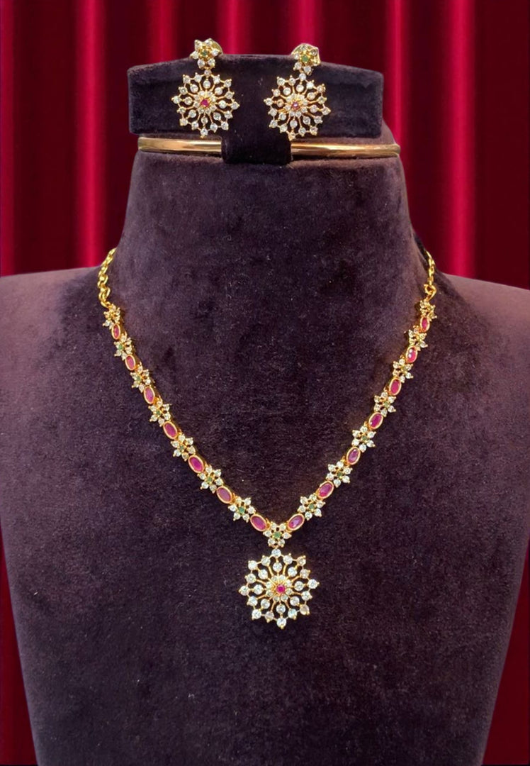 Beautiful simple short necklace with pink stone