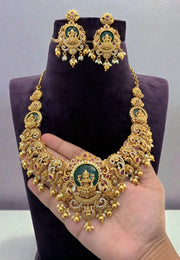 Beautiful short necklace with Laxmi Devi motive and moissanite stones