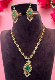 Beautiful party wear short necklace with green stone