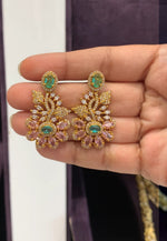 Load image into Gallery viewer, Beautiful victorian polish earrings with light pink stone