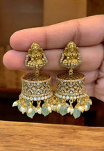 Load image into Gallery viewer, Stunning medium size jumkhas with peach colour stone and guttapusalu hangings
