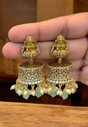 Stunning medium size jumkhas with peach colour stone and guttapusalu hangings